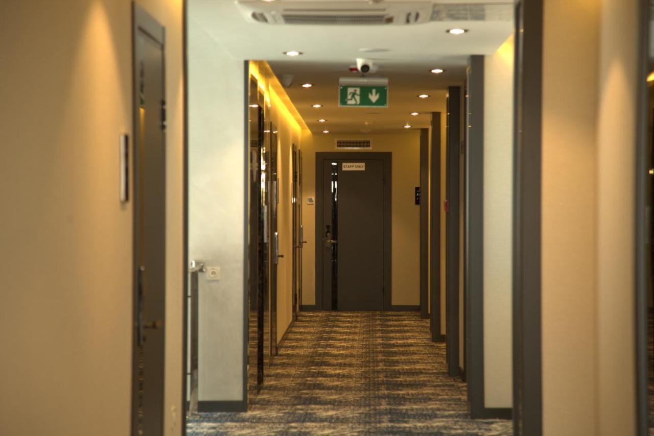 Unique Hotel Ташкент Екстериор снимка
