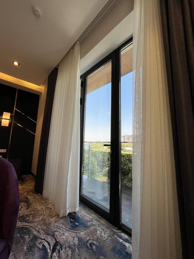Unique Hotel Ташкент Екстериор снимка