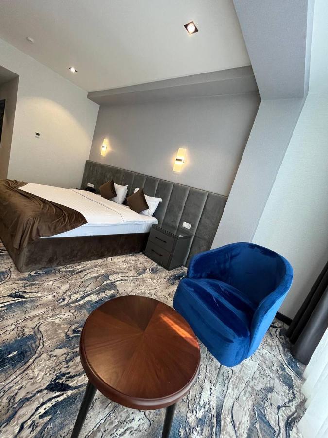 Unique Hotel Ташкент Екстериор снимка