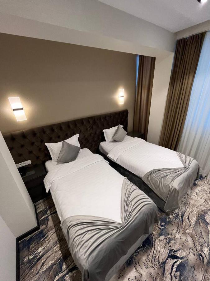 Unique Hotel Ташкент Екстериор снимка