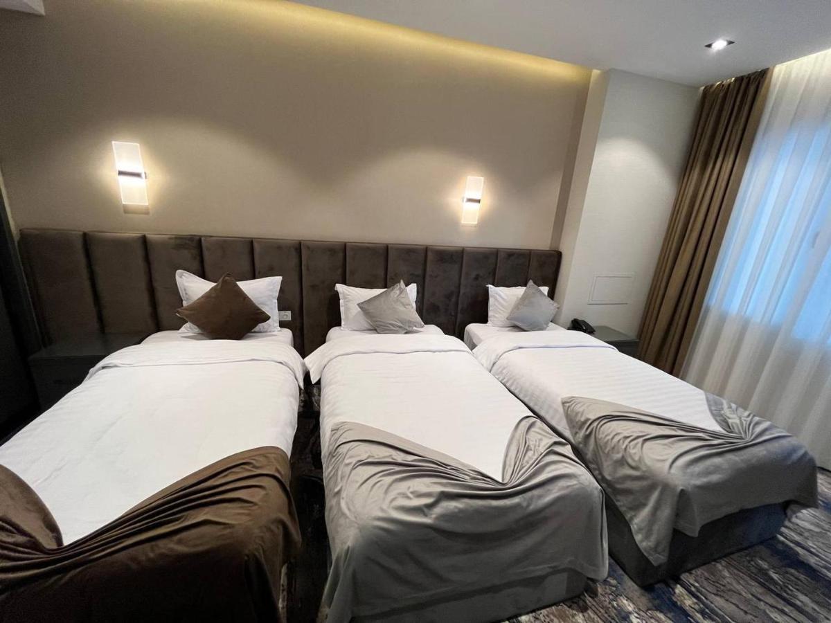 Unique Hotel Ташкент Екстериор снимка